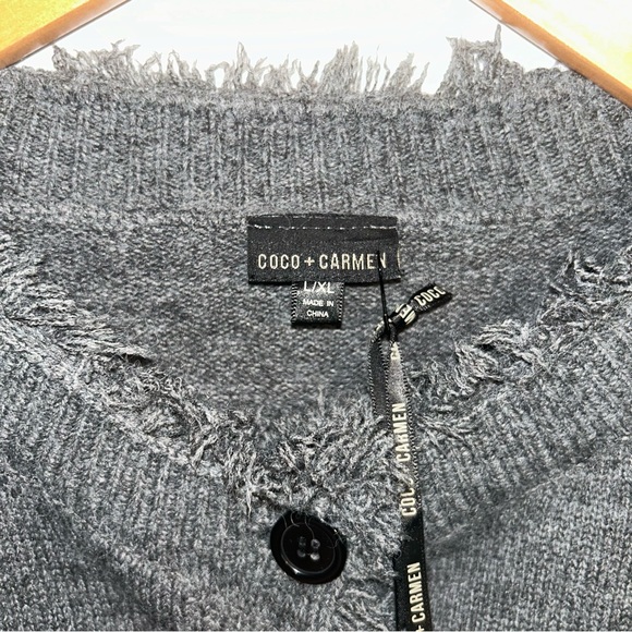 NWT Coco+Carmen Celleste Button Front Cardigan with Fringe Charcoal Size L / XL - Picture 5 of 8